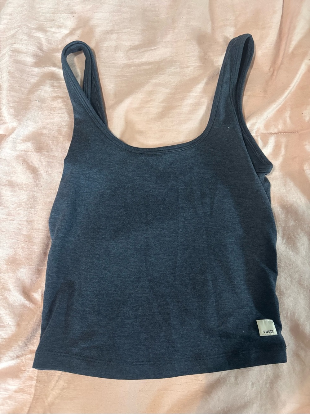 Vuori women’s tanks size xs